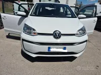 Usata VW up! 60 CV (44 kW) 2022 Bianco Utilitaria