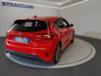 Usata Ford Focus ST-Line X 125 CV (91 kW) 2023 Rosso metallizzato Berlina