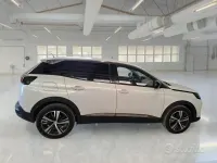 Usata Peugeot 3008 Allure 131 CV (96 kW) 2021 Blu SUV