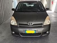 Usata Toyota Corolla 90 CV (66 kW) 2004 Grigio Station wagon