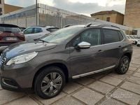 Usata Peugeot 2008 Allure 82 CV (60 kW) 2014 Grigio scuro metallizzato SUV
