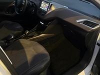 Usata Peugeot 2008 82 CV (60 kW) 2013 Bianco SUV