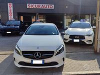 Begagnad Mercedes A200 Premium 136 HK (100 kW) 2016 Vit Sedan