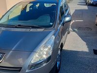 Usata Peugeot 5008 Active 112 CV (82 kW) 2011 Grigio Monovolume