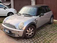 Usata Mini Cooper Seven 116 CV (85 kW) 2006 Nero Utilitaria