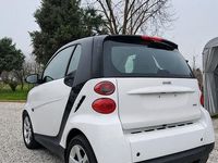 Usata Smart ForTwo Coupé 71 CV (52 kW) 2010 Bianco Coupé