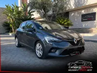 Usata Renault Clio V Business 100 CV (73 kW) 2021 Grigio Berlina