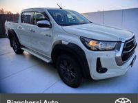 usata Toyota HiLux 2.D-4D 4WD porte Double Cab Lounge nuova a Cremona