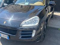 Usata Porsche Cayenne 239 CV (175 kW) 2010 Nero SUV