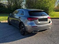 Usata Mercedes A180 Business 116 CV (85 kW) 2025 Grigio montana Berlina