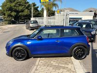Usata Mini ONE Business 101 CV (74 kW) 2019 Blu Utilitaria