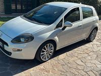 Usata Fiat Punto Evo 75 CV (55 kW) 2012 Bianco Utilitaria