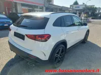 Usata Mercedes GLA200 AMG Line Premium 163 CV (119 kW) 2023 Bianco SUV