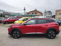 Usata Peugeot 2008 Allure 131 CV (96 kW) 2023 Rosso SUV