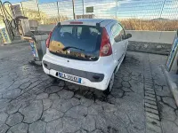 Usata Peugeot 107 Allure 68 CV (50 kW) 2010 Utilitaria
