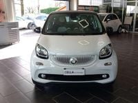 Usata Smart ForFour Passion 71 CV (52 kW) 2015 Bianco & nero Utilitaria