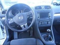 Usata VW Golf VI 140 CV (102 kW) 2011 Bianco Utilitaria
