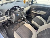 Usata Fiat Grande Punto Dynamic 90 CV (66 kW) 2006 Blu Utilitaria