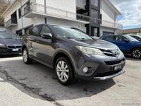 Begagnad Toyota RAV4 Lounge 124 HK (91 kW) 2014 Grå SUV