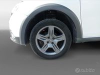 Usata Dacia Sandero Stepway 90 CV (66 kW) 2017 Bianco Berlina