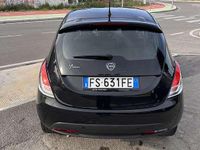 Usata Lancia Ypsilon Gold 69 CV (50 kW) 2018 Utilitaria