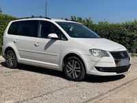 Usata VW Touran Highline 140 CV (102 kW) 2007 Bianco Monovolume