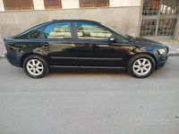 Usata Volvo S40 108 CV (79 kW) 2005 Nero Berlina