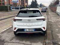 Usata Opel Mokka Elegance 131 CV (96 kW) 2022 Bianco SUV