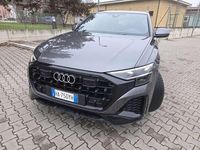 Usata Audi Q8 Sport 231 CV (169 kW) 2025 Grigio SUV