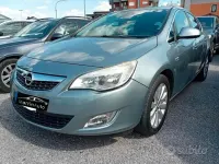 Usata Opel Astra 110 CV (80 kW) 2010 Grigio Berlina