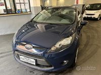 Usata Ford Fiesta 60 CV (44 kW) 2011 Blu Utilitaria