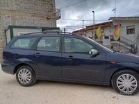 Usata Ford Focus Ambiente 100 CV (73 kW) 2004 Blu Station wagon