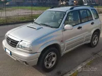 Usata Suzuki Grand Vitara 109 CV (80 kW) 2002 Grigio SUV