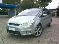 Usata Ford S-MAX Titanium 140 CV (102 kW) 2009 Grigio Monovolume