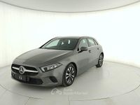 Usata Mercedes A180 116 CV (85 kW) 2022 Mountain grau metallic Berlina