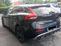 Usado Volvo V40 Ocean Race 114 CV (83 kW) 2015 Negro Berlina