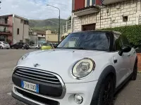 Usata Mini ONE 102 CV (75 kW) 2016 Argento Utilitaria