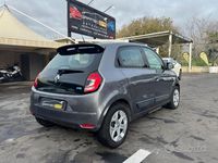 Usado Renault Twingo Intens 60 kW (82 CV) 2021 Gris Utilitario