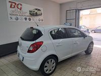 Usata Opel Corsa 75 CV (55 kW) 2011 Nero Berlina
