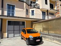 Usata Fiat Panda 4x4 S 80 CV (58 kW) 2017 Arancione Utilitaria
