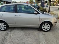 Usata Lancia Ypsilon 80 CV (58 kW) 2006 Argento pastello Utilitaria