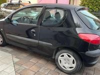 Usata Peugeot 206 60 CV (44 kW) 2002 Nero Berlina