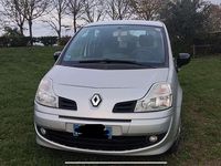 Usata Renault Modus 75 CV (55 kW) 2011 Argento Monovolume
