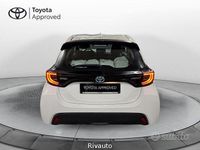 Usata Toyota Yaris Hybrid Trend 116 CV (85 kW) 2022 Bianco Berlina