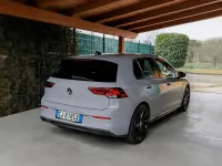 Usata VW Golf VIII 110 CV (80 kW) 2022 Grigio Berlina
