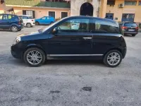 Usata Lancia Ypsilon 75 CV (55 kW) 2011 Nero Utilitaria