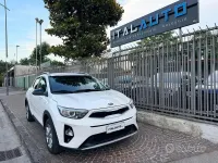 Usata Kia Stonic Style 97 CV (71 kW) 2021 Bianco SUV