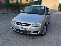 Używany Opel Corsa Club 69 KM (50 kW) 2006 Szary Hatchback