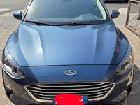 Usata Ford Focus 120 CV (88 kW) 2019 Grigio Station wagon
