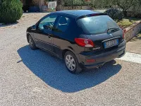Usata Peugeot 206 60 CV (44 kW) 2010 Nero Berlina